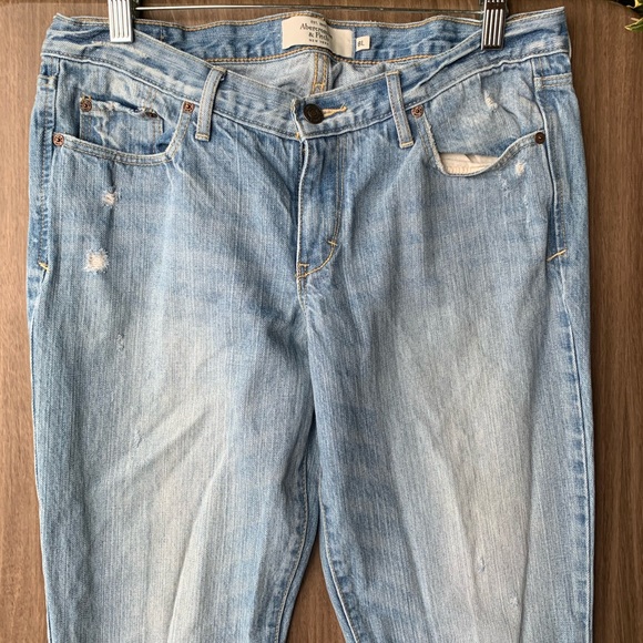 Vintage Sz 8L Abercrombie & Fitch Distressed Boyfriend Cut - Picture 1 of 8